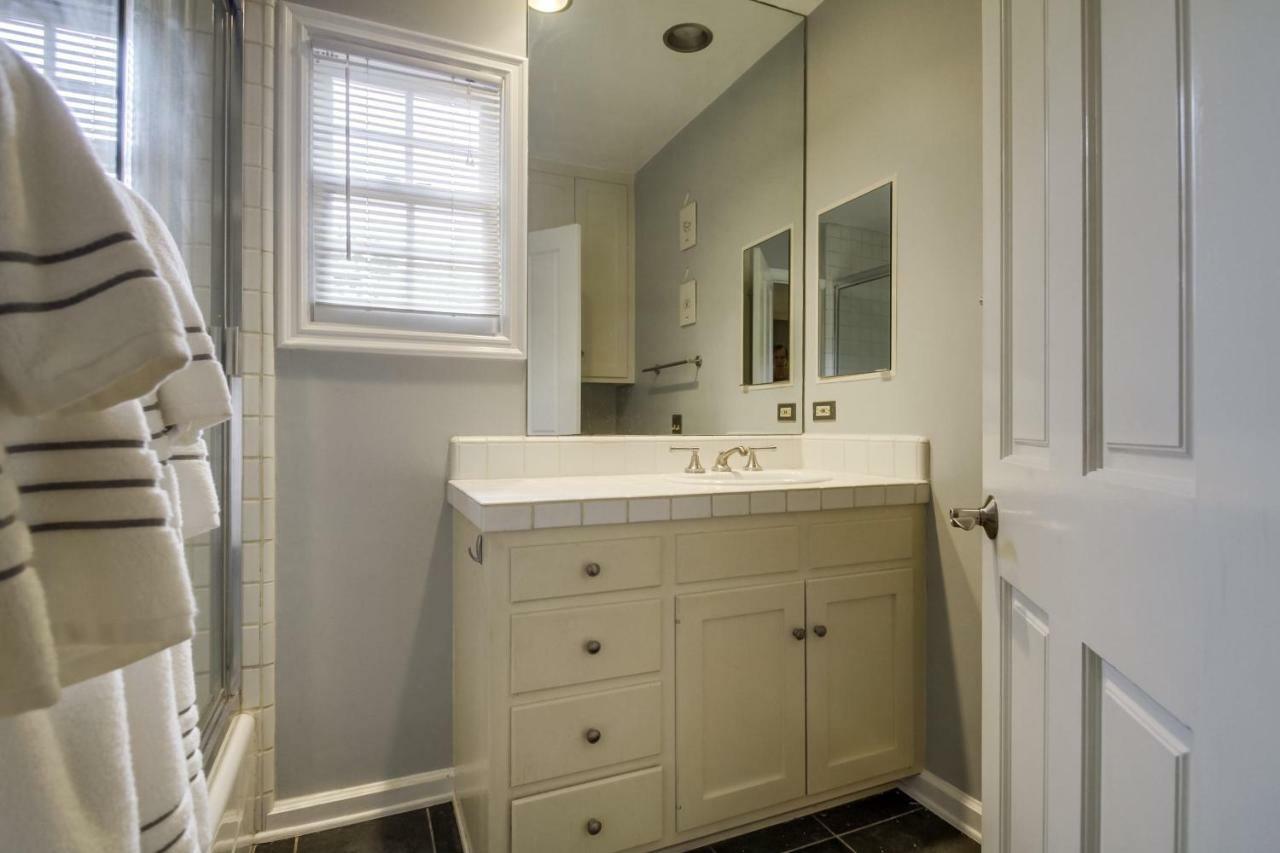 A Touch Of Cape Cod In West Hollywood Villa ลอสแอนเจลิส ภายนอก รูปภาพ